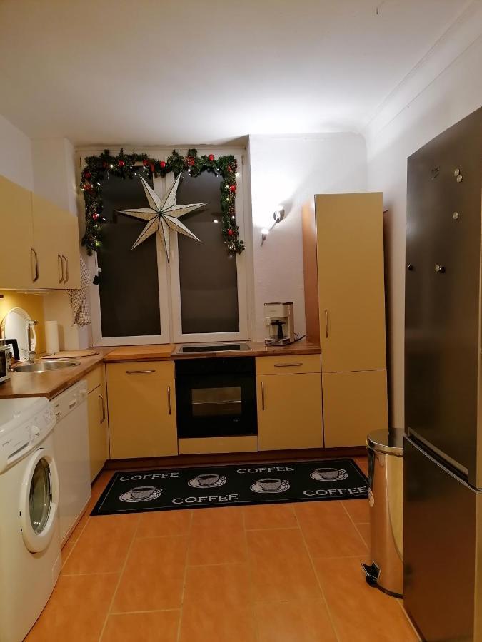 Schoene Wohnung, Zwei Schlafzimmer, Zentrumsnah, Erdgeschoss In Greifswald Exterior photo
