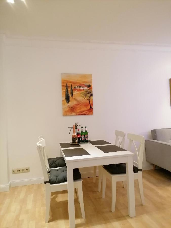 Schoene Wohnung, Zwei Schlafzimmer, Zentrumsnah, Erdgeschoss In Greifswald Exterior photo
