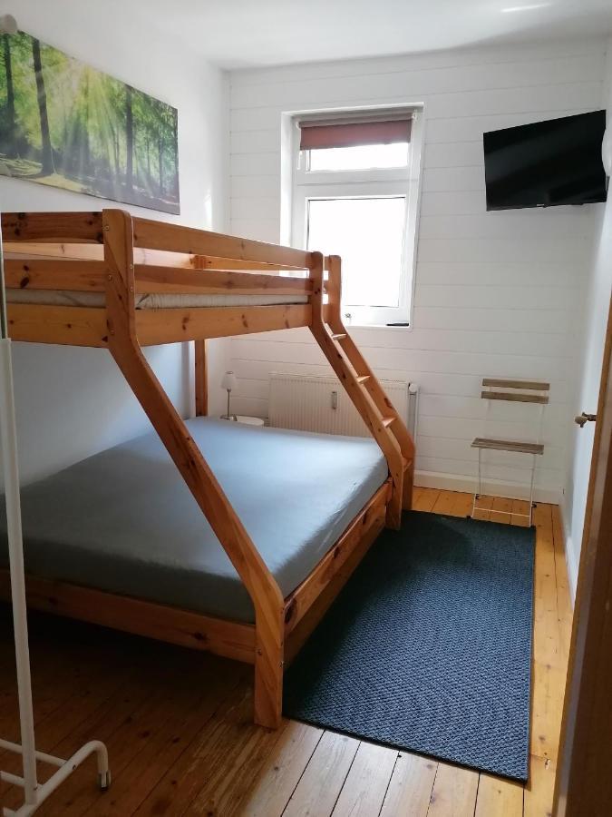 Schoene Wohnung, Zwei Schlafzimmer, Zentrumsnah, Erdgeschoss In Greifswald Exterior photo